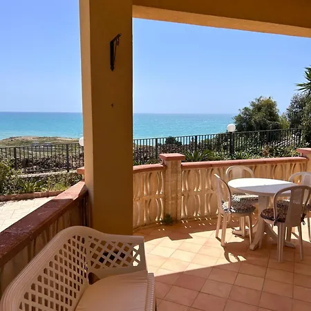 Blue Horizon Apartment