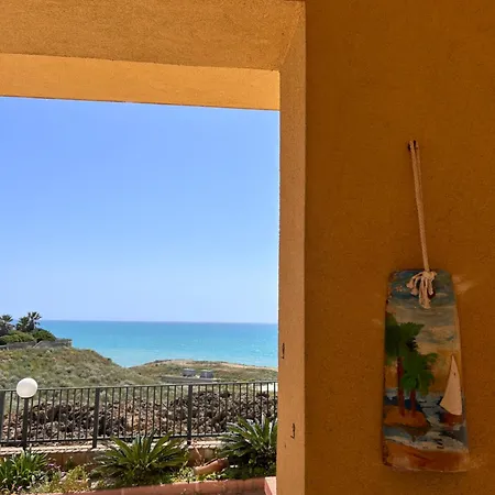 Blue Horizon Apartment