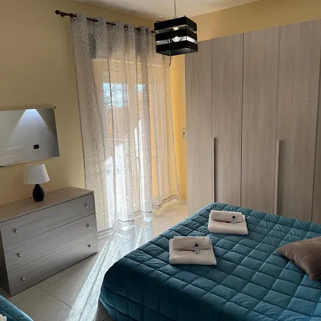 Blue Horizon Apartment *