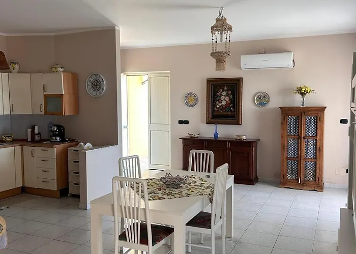 Blue Horizon Apartment