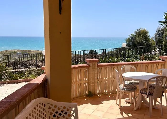 Blue Horizon Apartment