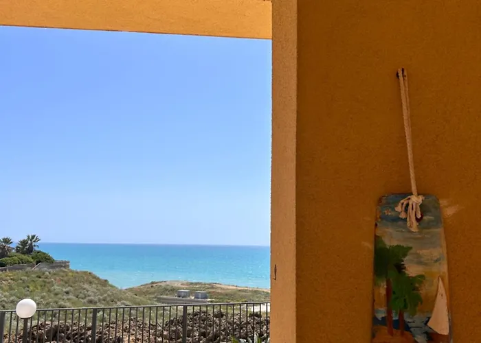 Blue Horizon Apartment